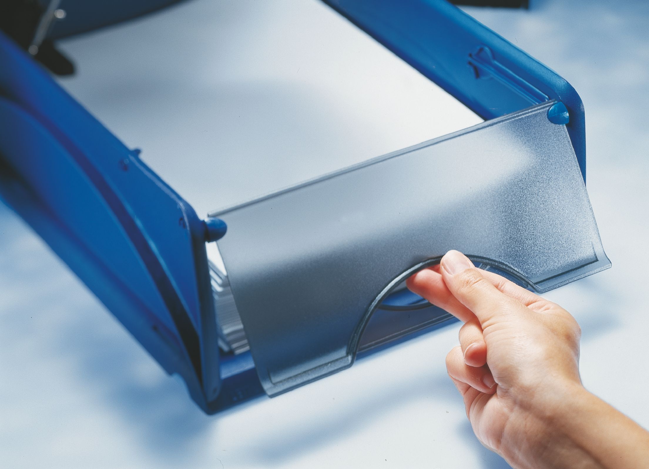 Briefablage Leitz Sorty 5231-00-35 mit Klappe, A4, Polystyrol, blau Briefablage Leitz Sorty 5231-00-35 mit Klappe, A4, Polystyrol, blau