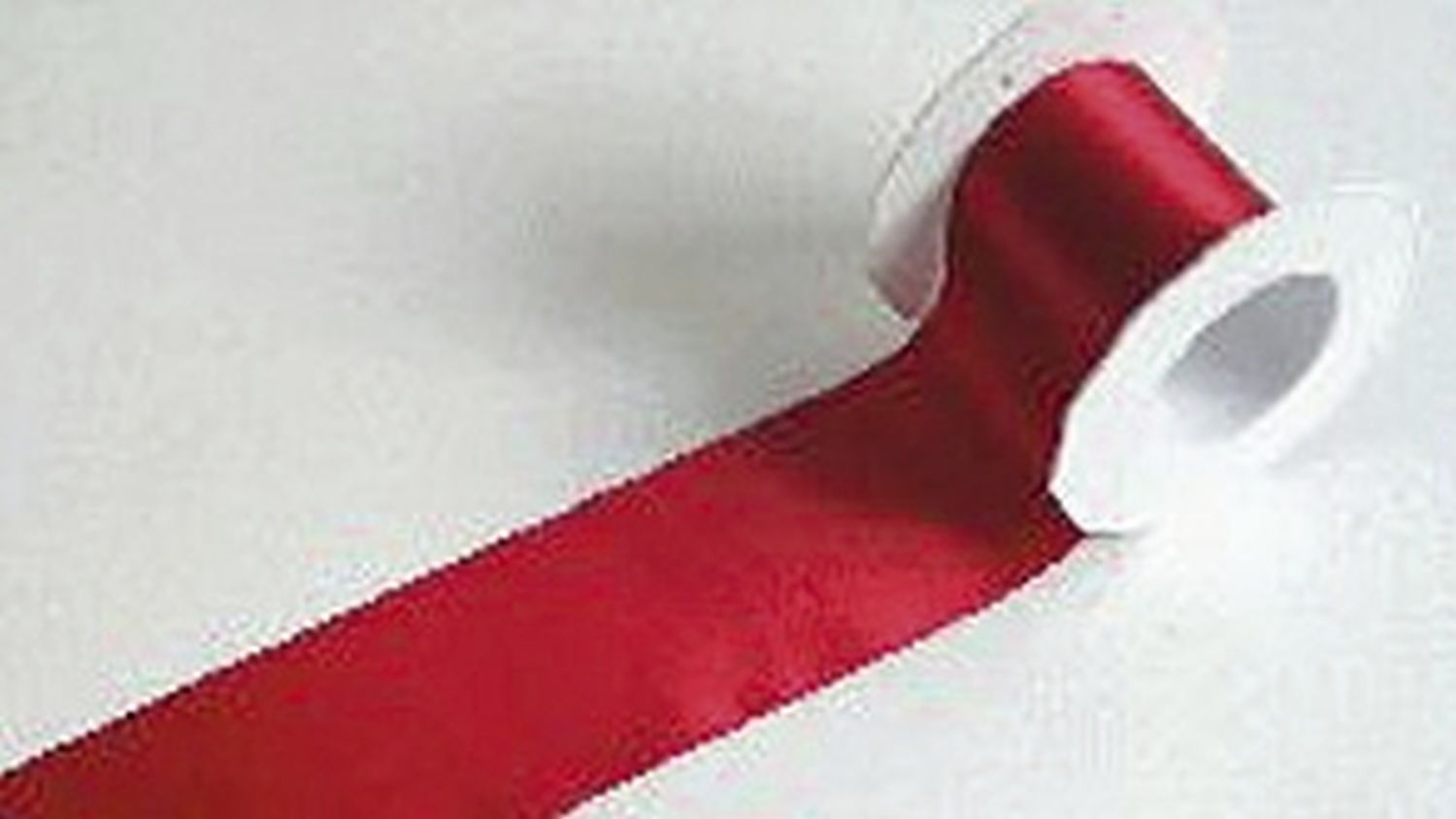 Satinband - 72 mm x 25 m, rot Satinband - 72 mm x 25 m, rot