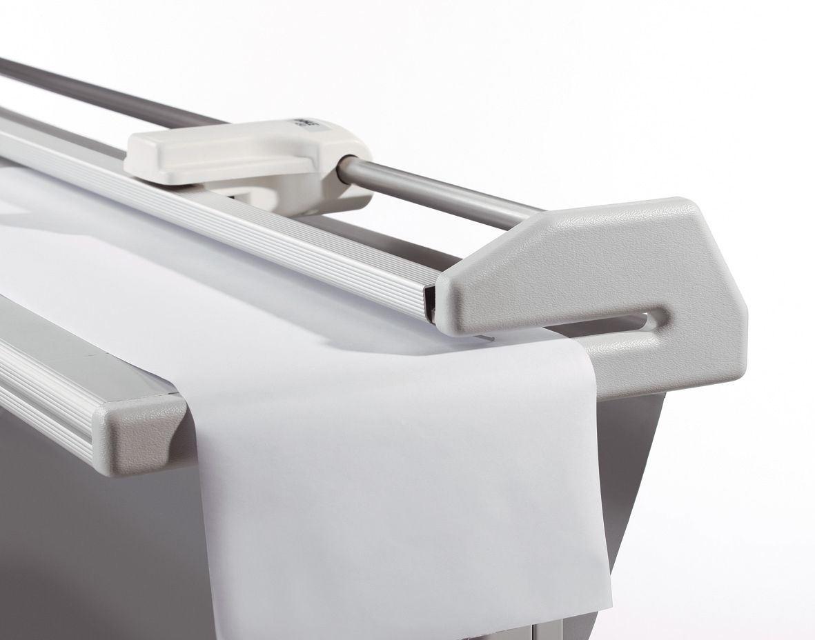 Rollen-Schneidemaschine 450 - Schnittlänge 1500 mm, inkl. Untergestell und Auffangwanne Rollen-Schneidemaschine 450 - Schnittlänge 1500 mm, inkl. Untergestell und Auffangwanne
