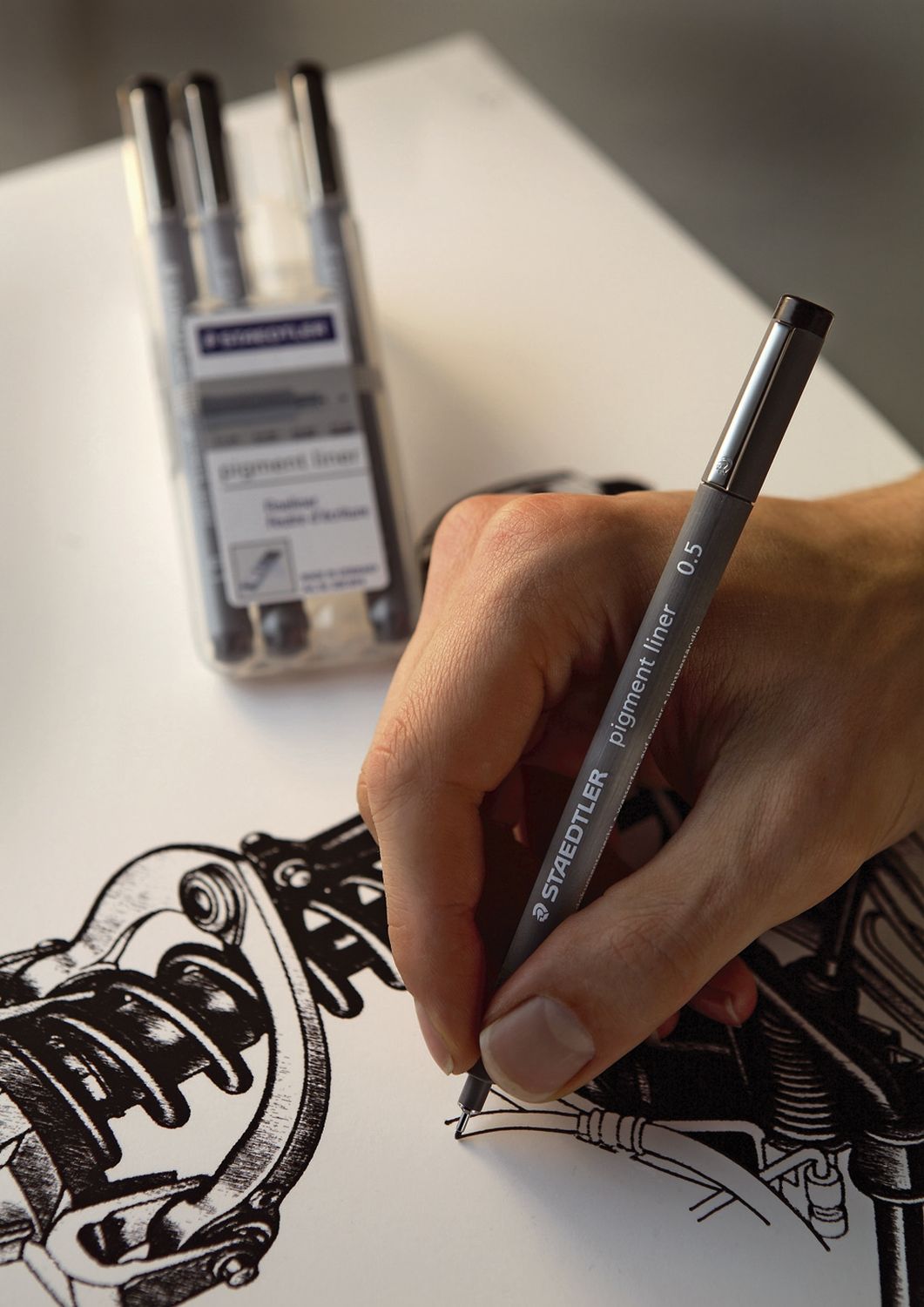Feinschreiber pigment liner - 0,5 mm, schwarz Feinschreiber pigment liner - 0,5 mm, schwarz