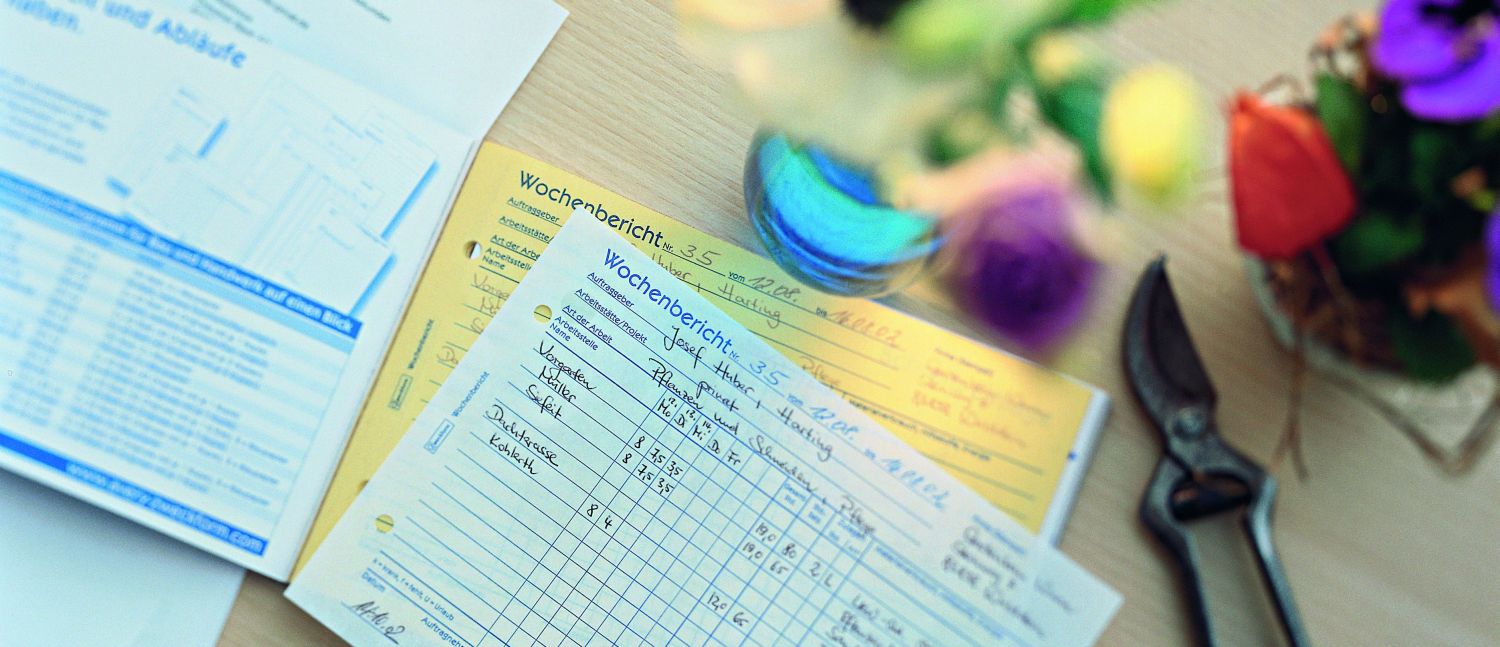 1311 Wochenbericht, DIN A5 quer, vorgelocht, 2 x 50 Blatt, weiß, gelb 1311 Wochenbericht, DIN A5 quer, vorgelocht, 2 x 50 Blatt, weiß, gelb